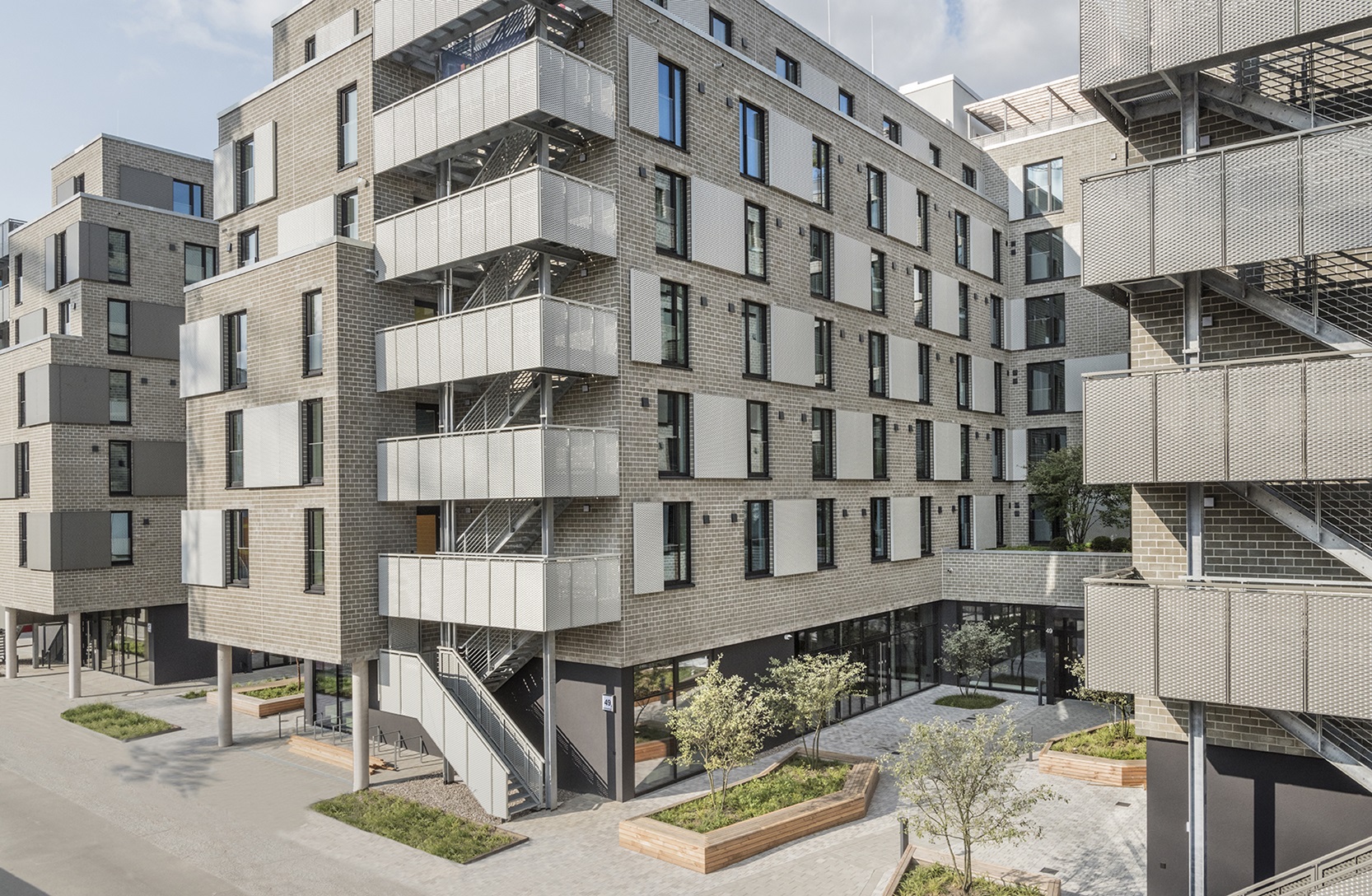 Instone Real Estate hands over ‘Urban.Isle Campus’ with 447 micro-apartments in Hamburg to PATRIZIA