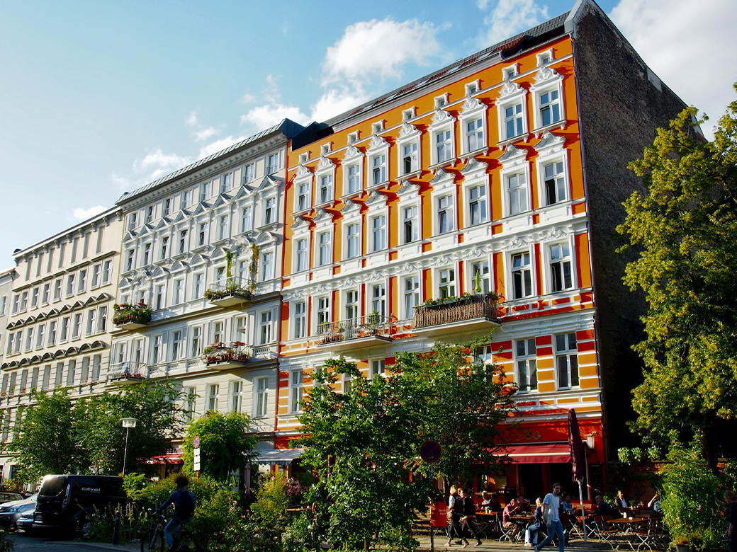 Popular. Lively. Berlin-the centre.