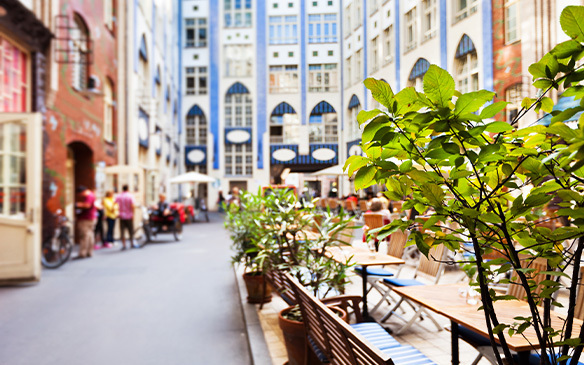 Popular. Lively. Berlin-the centre.