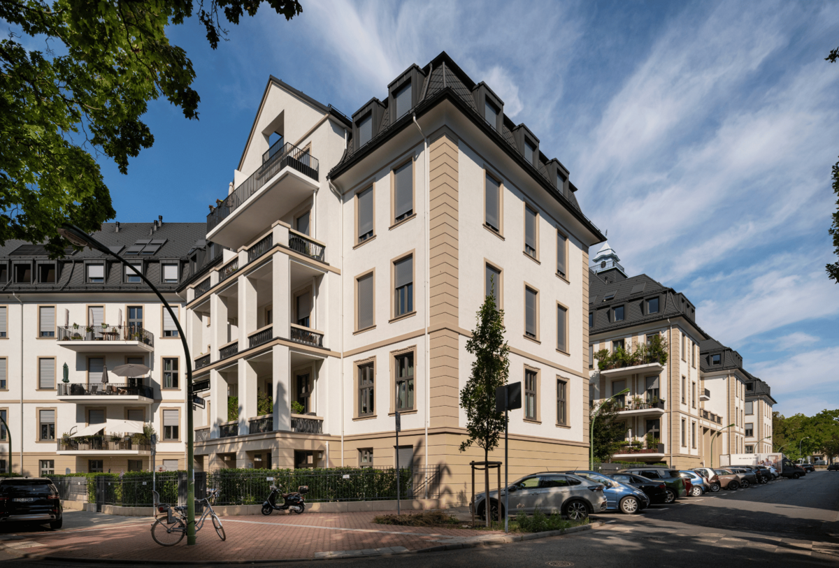 Symbiose aus Neubau und hirstorischem Flair