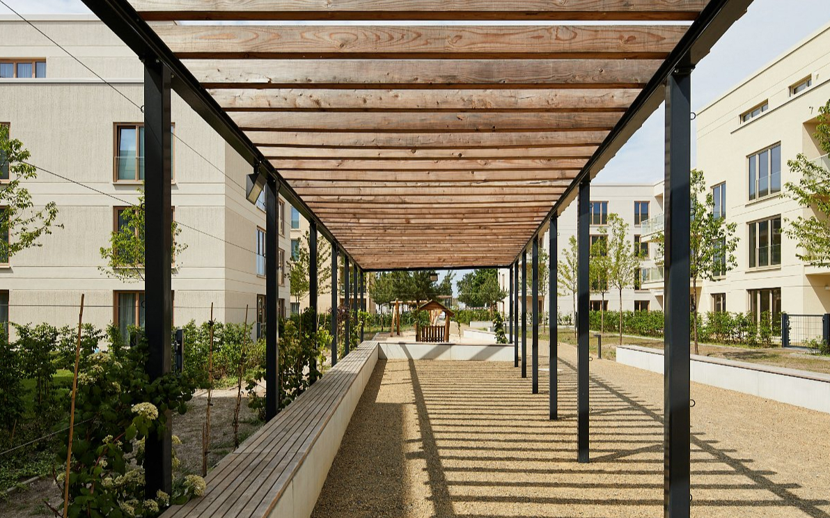 Von Häusern und Höfen