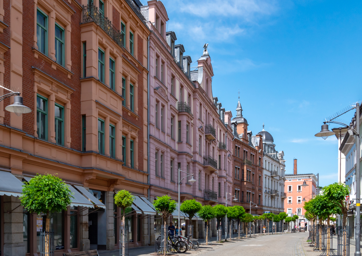 Zentral - in alle Richtungen